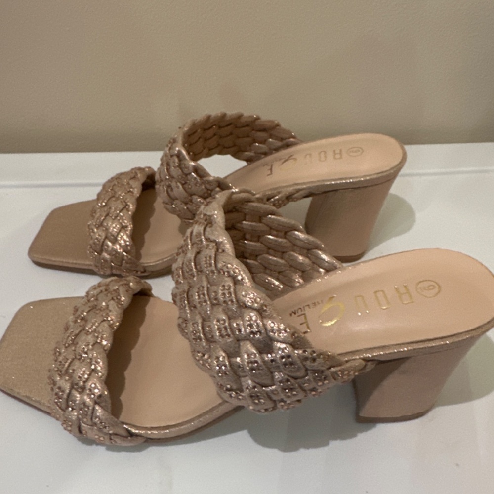 Shoes - Picture 2 of 3